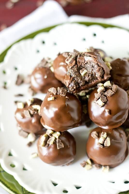 Peppermint Patty Mint Oreo Truffles {Chocolate Dipped Homemade Candies}
