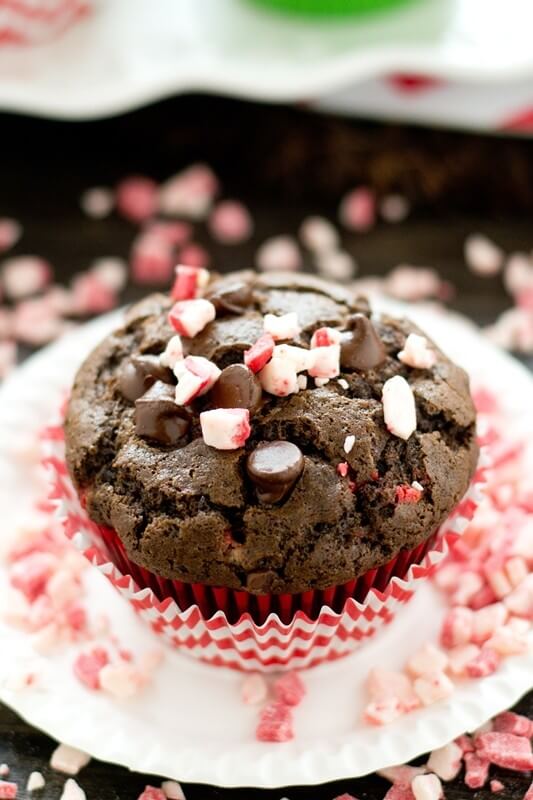 Peppermint Mocha Muffins {Easy Christmas Chocolate Muffin Recipe}