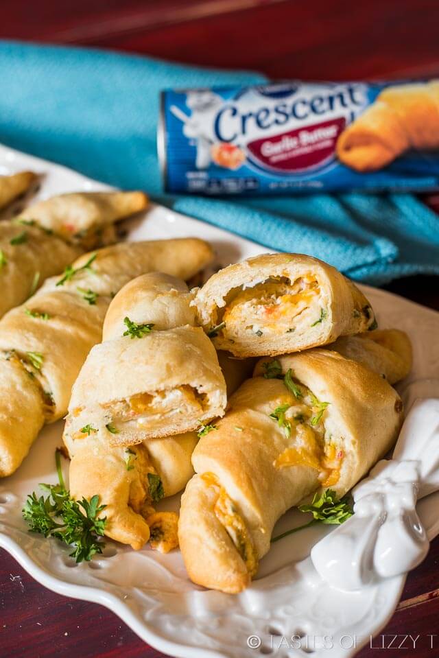 Spinach Cream Cheese Roll Ups {A quick appetizer or lunch}