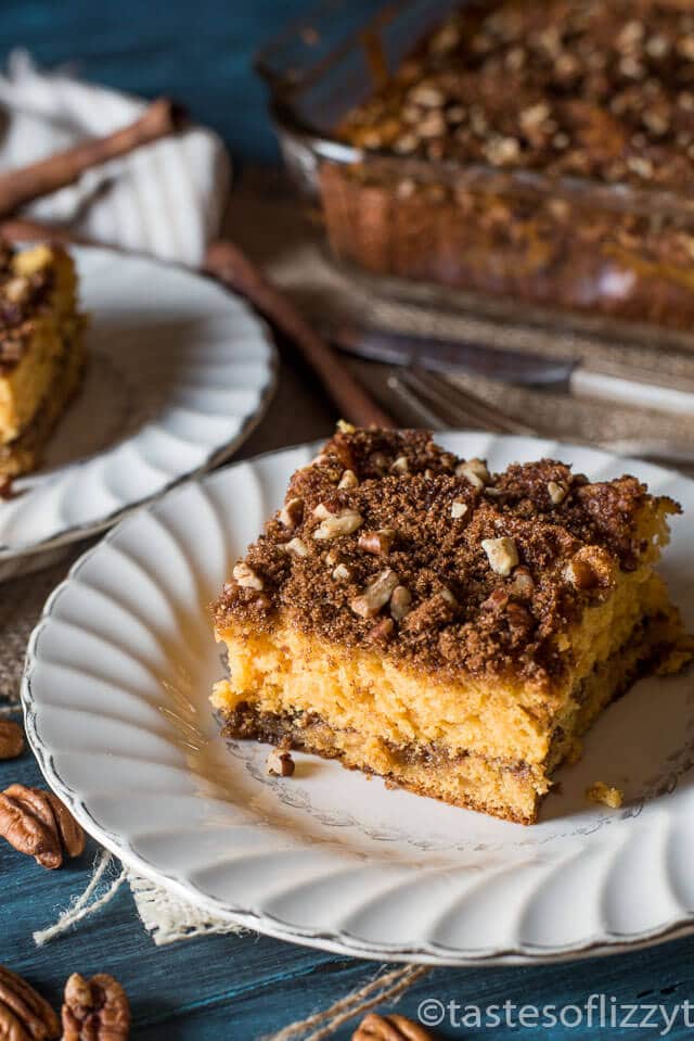 Easy Cinnamon Crumb Cake Recipe Easy Cinnamon Crumb Cake Recipe