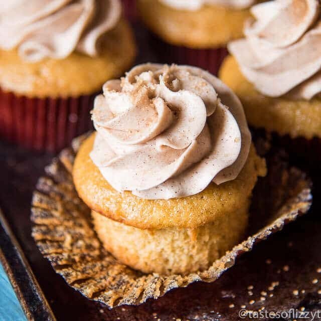 Cinnamon Cupcakes with Cinnamon Buttercream