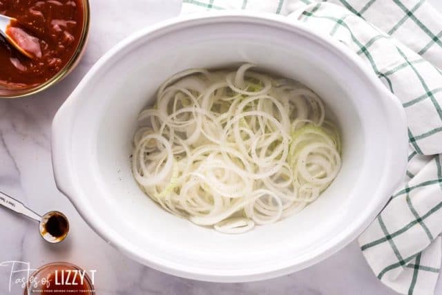 onions in slow cooker