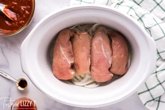 4 chicken breasts in a slow cooker