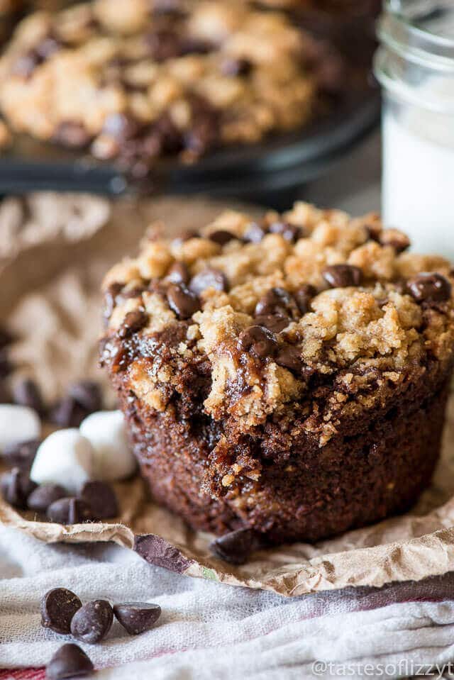 chocolate-zucchini-smore-muffins