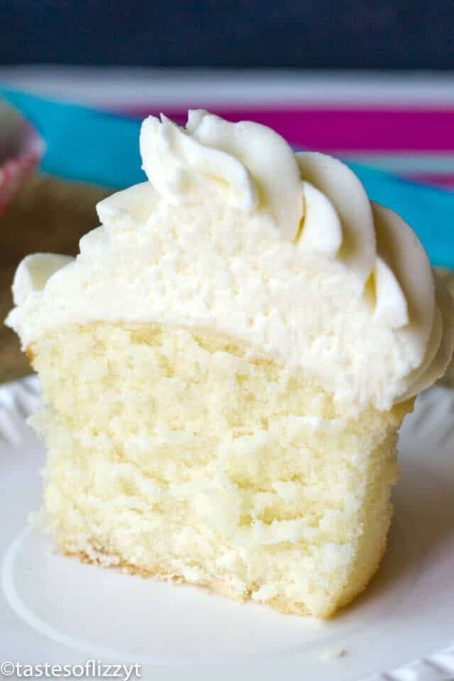 Simple Vanilla Buttercream {The Best Vanilla Buttercream Recipe}