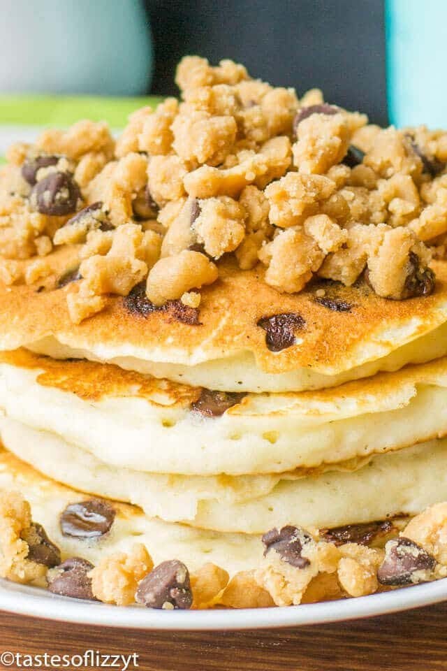 Peanut Butter Streusel Chocolate Chip Pancakes {Homemade Pancakes}