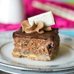 cookies 'n cream oreo bar on plate