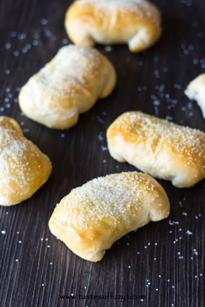 These Cinnamon Cream Cheese Pastry Puffs are our copycat version of McDonalds petite breakfast pastries. Make the simply with Pillsbury biscuit dough!