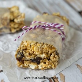 oatmeal raisin popcorn bars