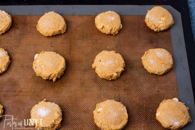 unbaked cookies on a baking sheet