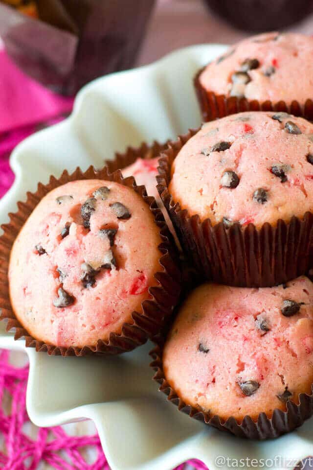 chocolate-covered-cherry-muffins