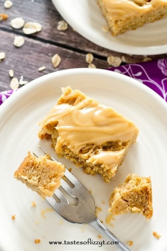 Peanut Butter Streusel Oatmeal Bars - Tastes of Lizzy T