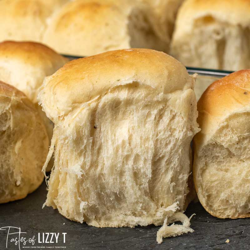 fluffy dinner rolls with ranch
