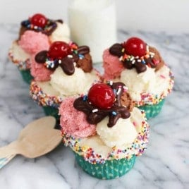 Ice Cream Sundae Cupcakes