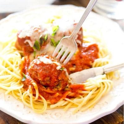 Homemade Italian Meatballs {Recipe for Italian Meatballs}
