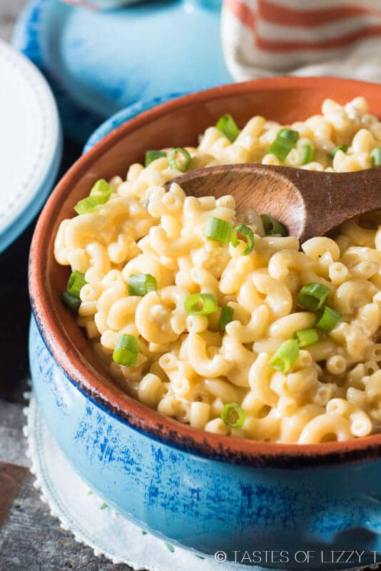 Creamy, protein-packed, homemade macaroni and cheese made on the stovetop in about 20 minutes. Kid-friendly and healthier than store bought mac 'n cheese!