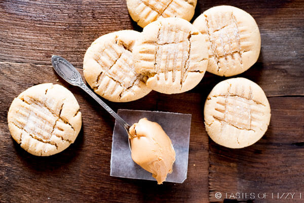 Soft Peanut Butter Cookies {Big, Bakery Style Cookie Recipe}