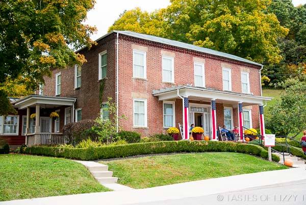 Visit Bob Evans Farm in Rio Grande, Ohio. Original home of Bob and Jewell Evans, Adamsville. 