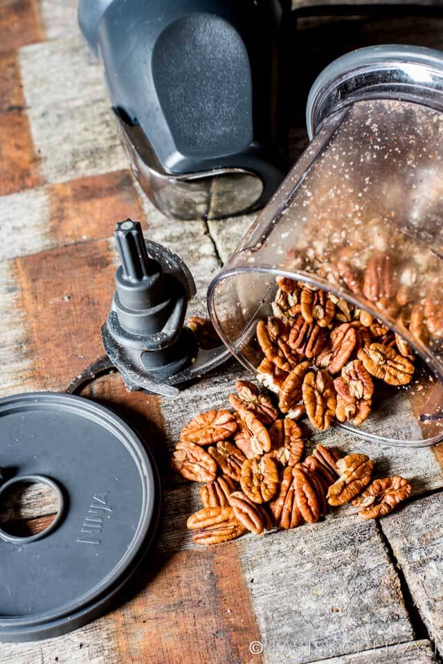 The top Christmas gifts for the home baker. You'll find some of my favorite, most useful and fun kitchen tools in all price ranges here!