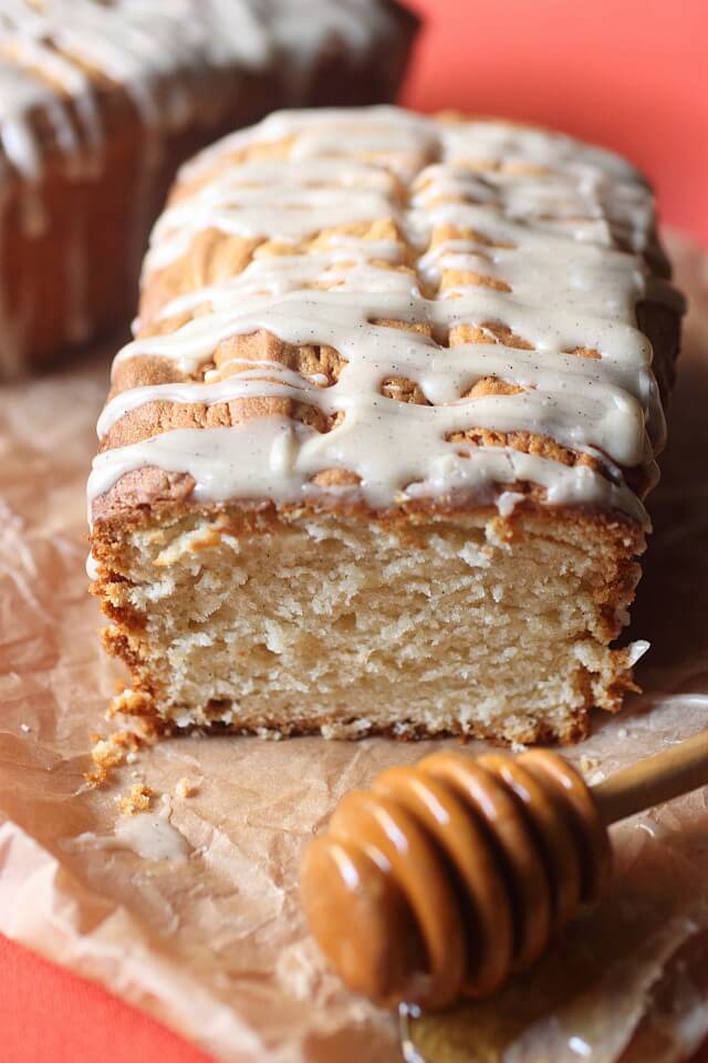 Extremely moist with flecks of vanilla bean and prevalent honey notes, these Mini Cream Cheese Honey Vanilla Pound Cakes are perfect for snacking and even holiday gift giving!