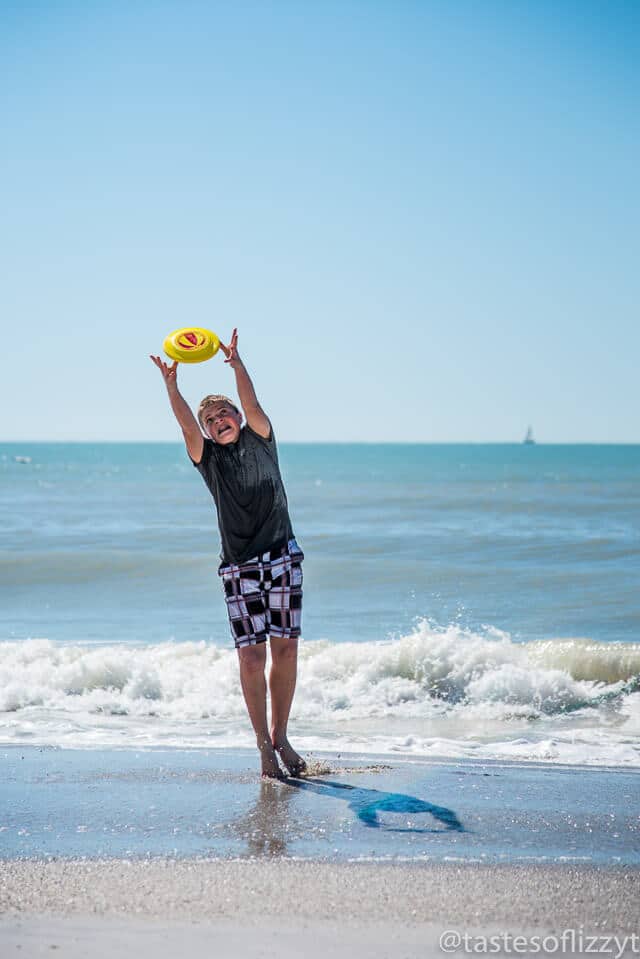 AMI is known for its beautiful white sand beaches! Find out the best beaches on Anna Maria Island for your family vacation.