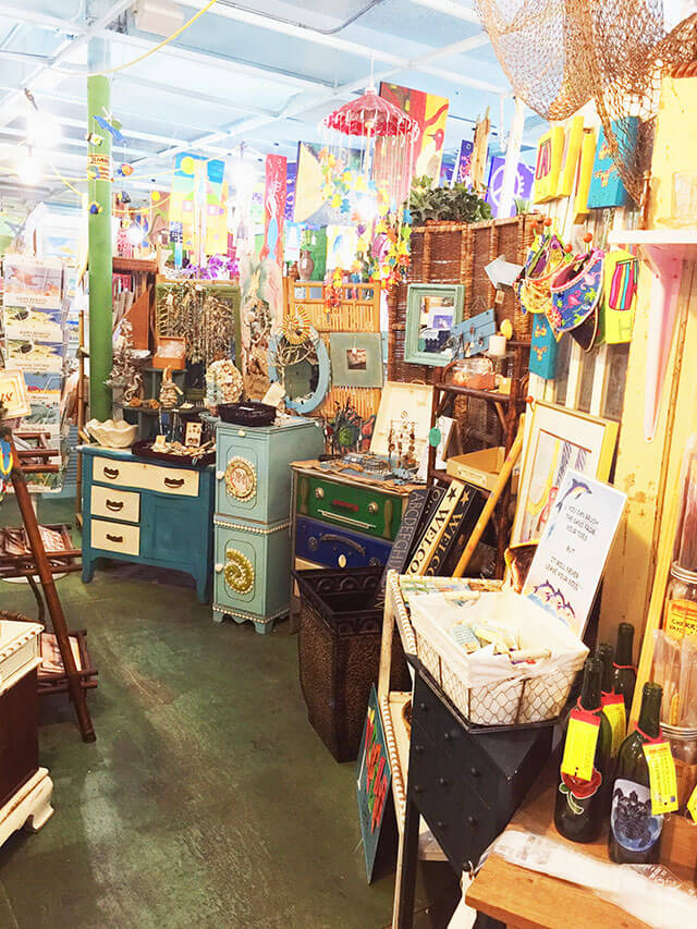 Vacationing on Anna Maria Island? Here you'll find our suggestions for the best restaurants on AMI. From donuts to fish & chips, your family will all find something to love.