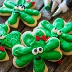 st-patricks-day-frosted-shamrock-cookies-2