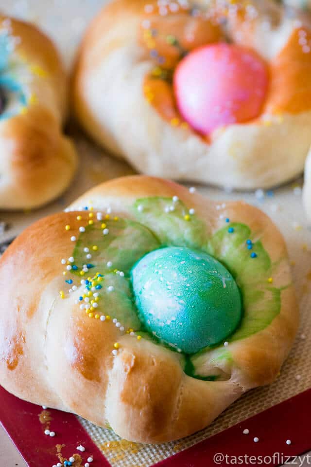 italian-easter-bread-rolls-recipe-13