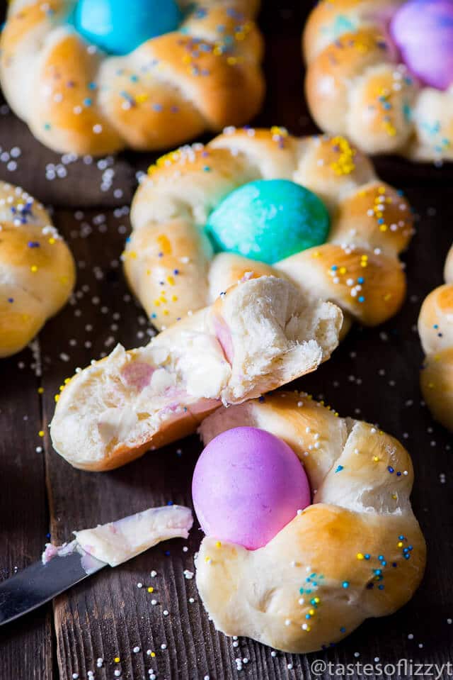 italian-easter-bread-rolls-recipe-28