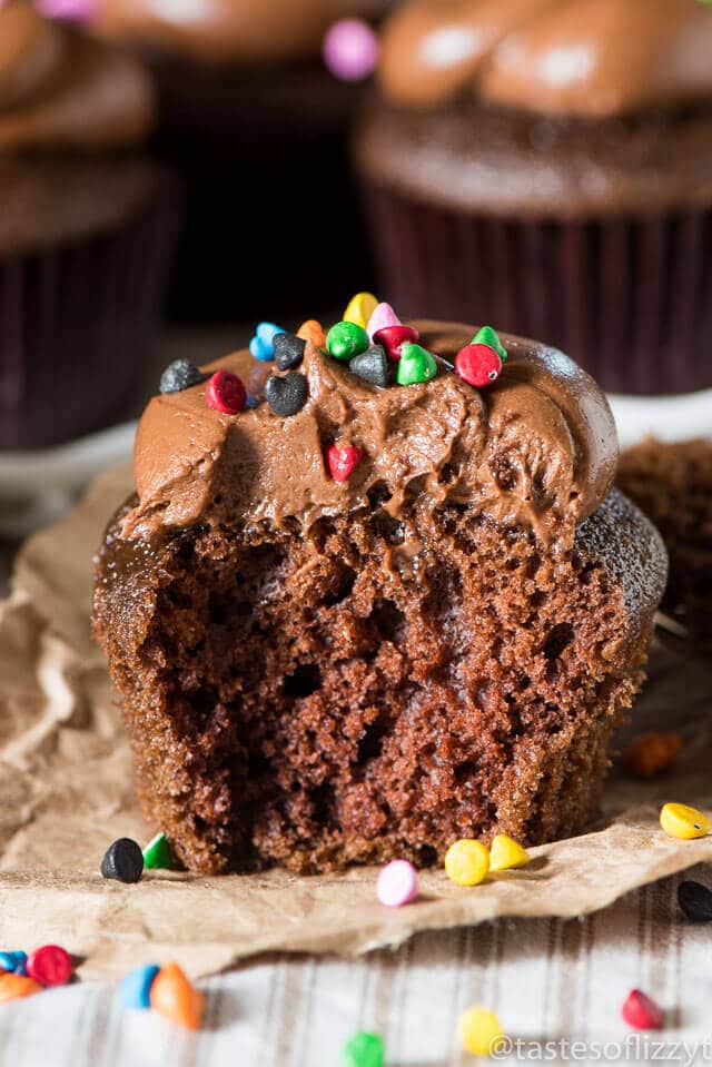 chocolate-cupcakes-from-scratch-