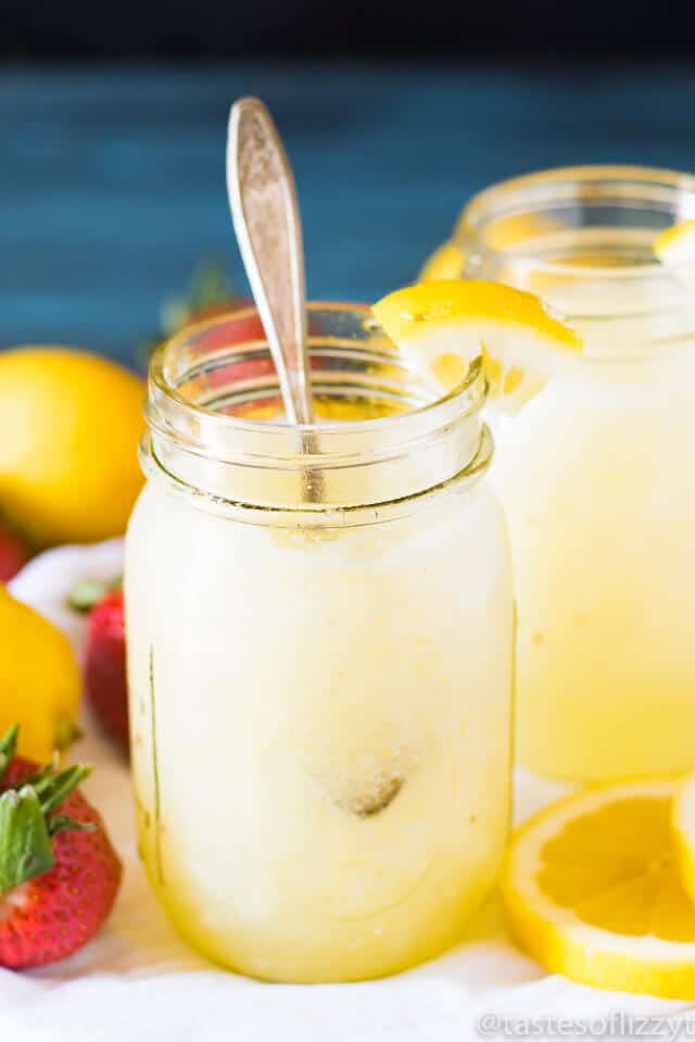 easy-frozen-lemonade-drink