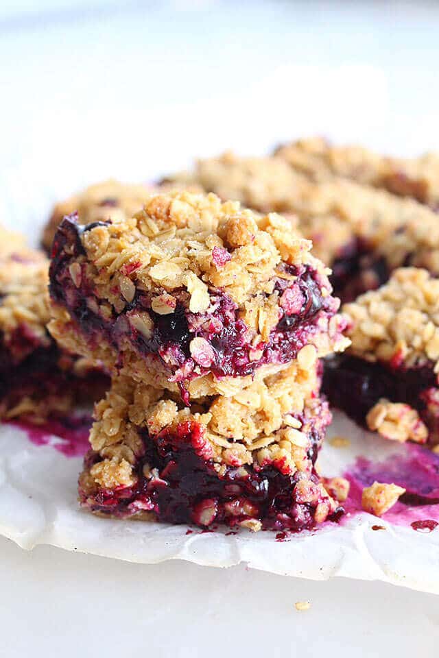 blueberry-crumble-bars