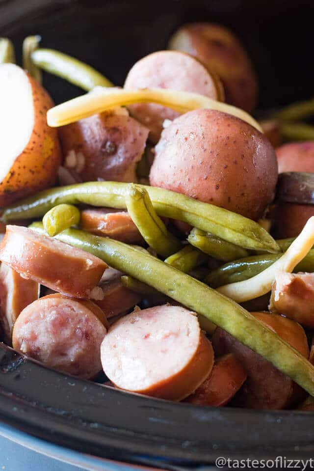 slow-cooker-sausage-green-beans-and-potatoes