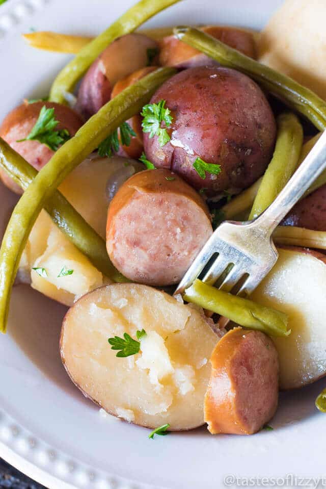 slow-cooker-sausage-green-beans-and-potatoes