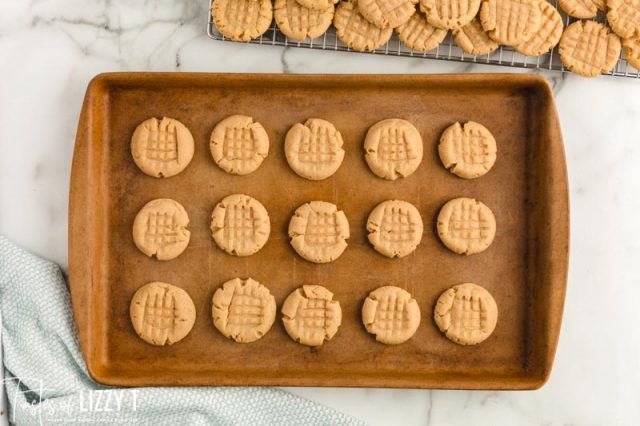 baked peanut butter cookies on a pan