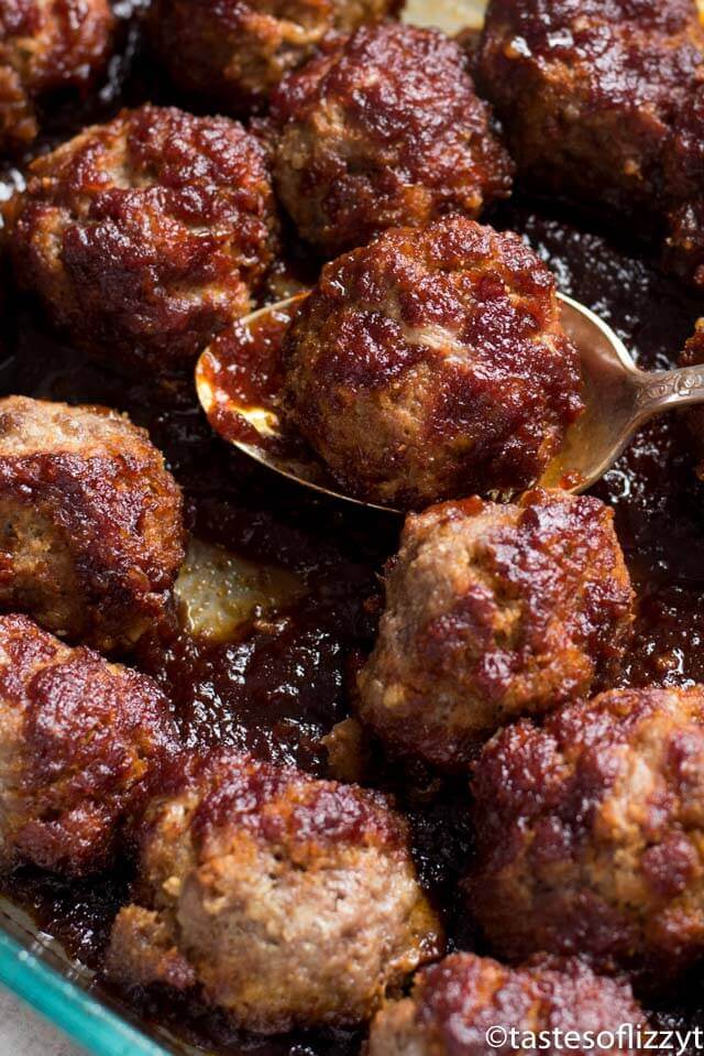 Baked Meatballs in Molasses and Chili Sauce