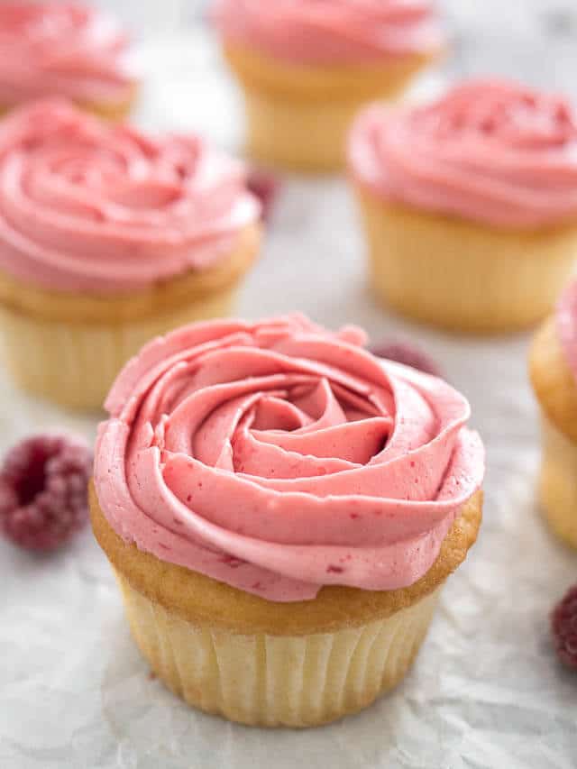 Raspberry Lemon Curd Cupcakes