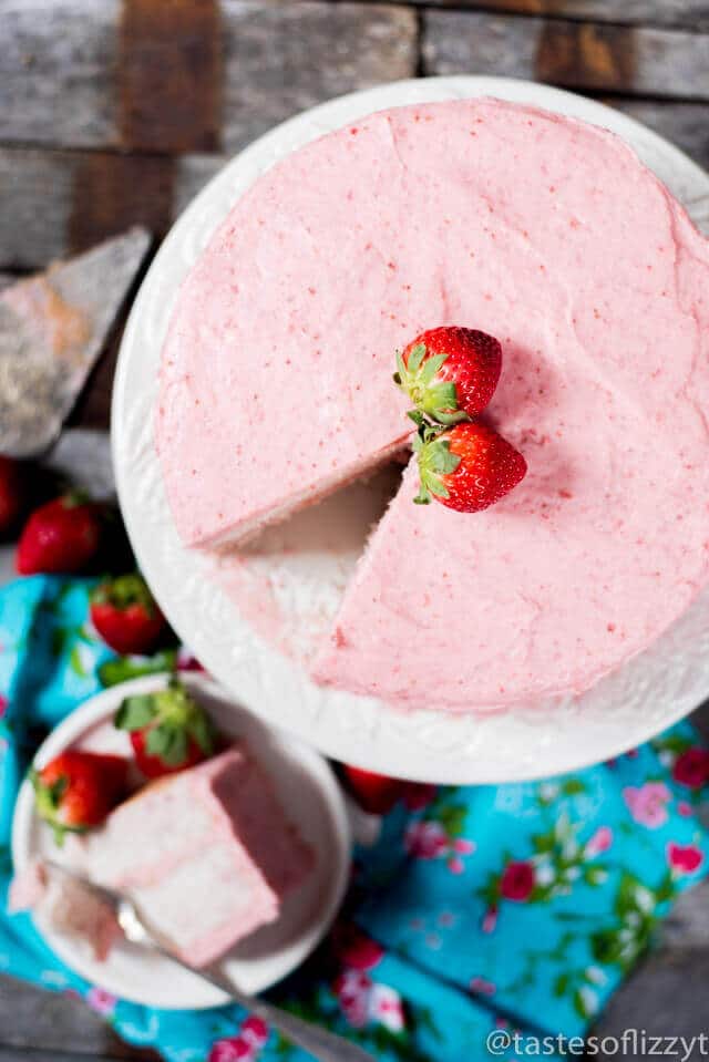 Homemade Strawberry Cake Recipe