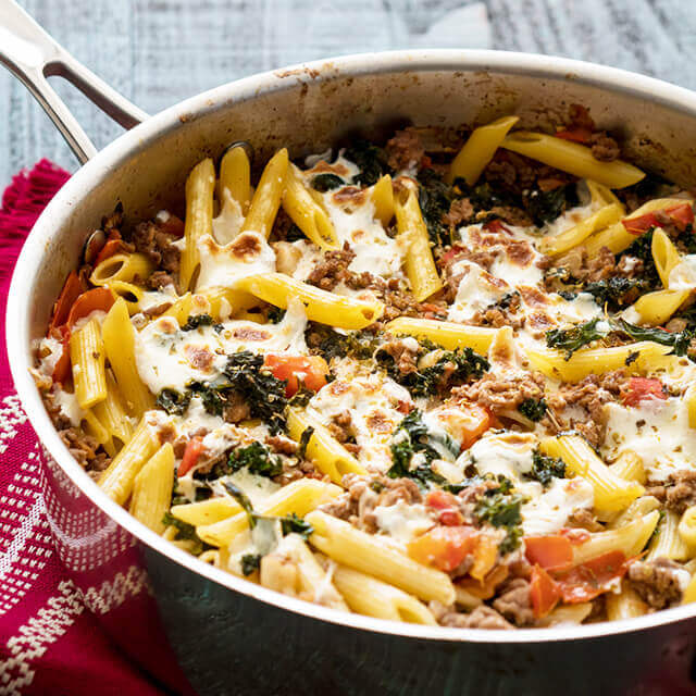 Kale Tomato Skillet Lasagna {A Quick Weeknight Dinner Recipe}