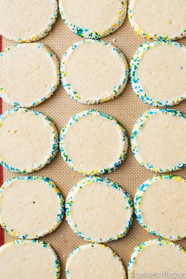 Refrigerated Sugar Cookies {Easy Slice 'n Bake Sugar Cookie Recipe}