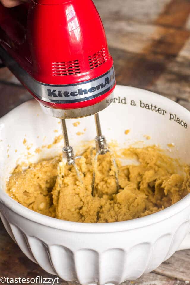 kitchenaid 7 speed hand mixer for easy cookie making
