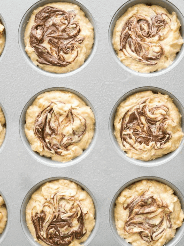 Nutella Stuffed Banana Muffins