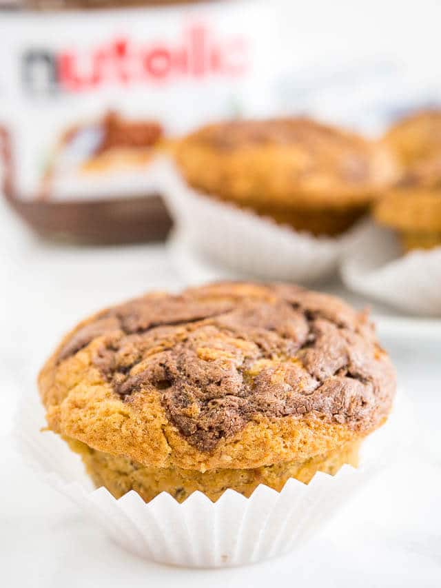 Nutella Stuffed Banana Muffins