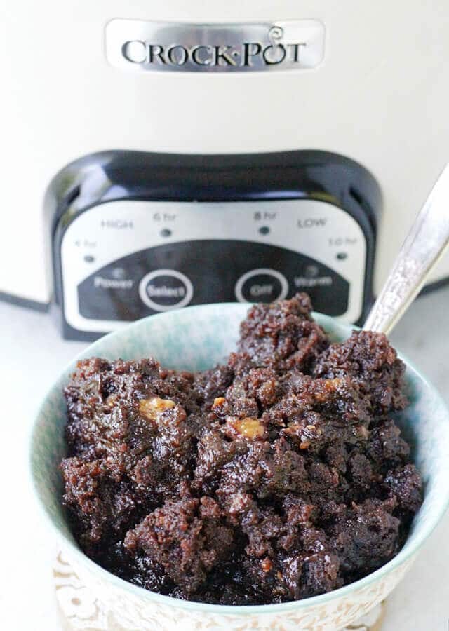 Slow Cooker Peanut Butter Brownies Recipe {with Reese's Cup Candies}