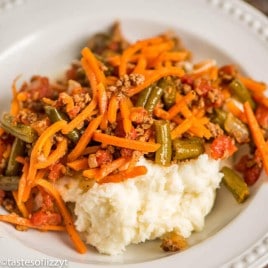 Easy Ground Beef Dinner Idea with carrots and green beans