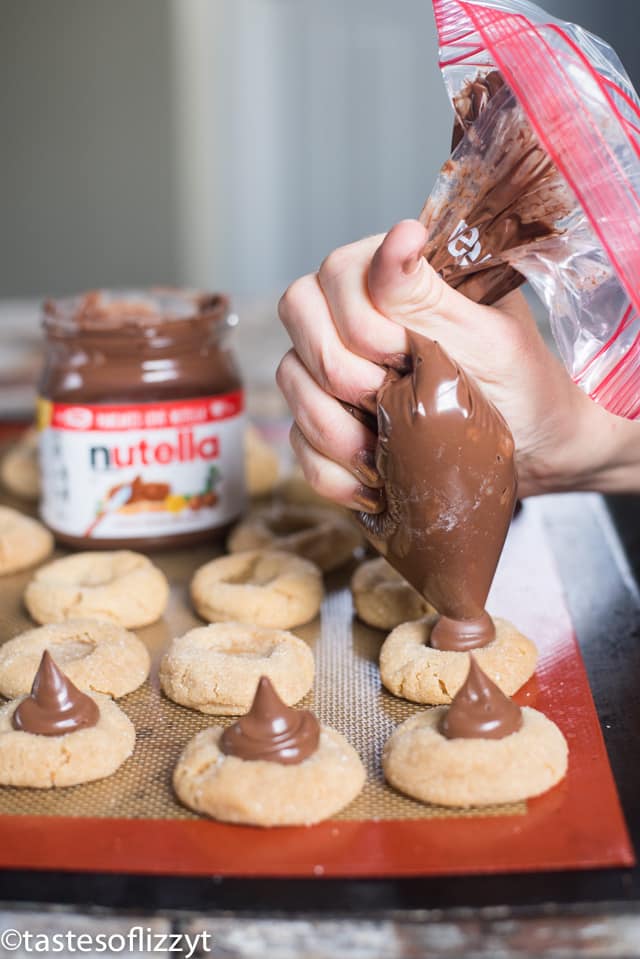 nutella-thumbprint-cookies