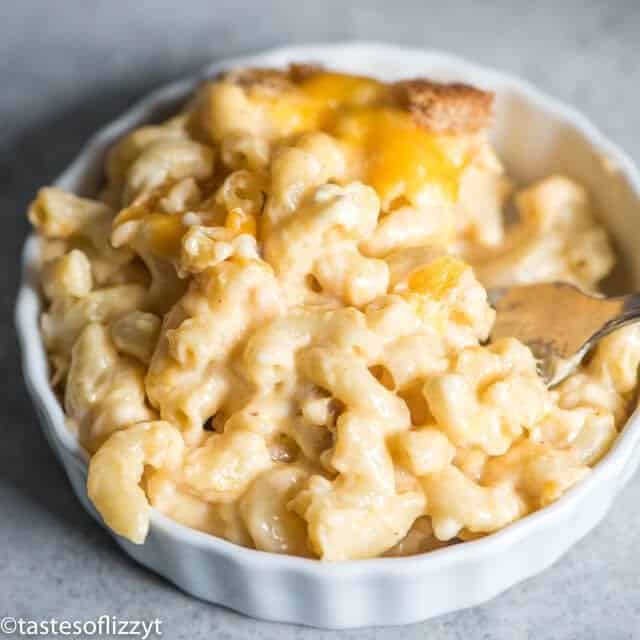 Creamy Macaroni and Cheese {With 3 Cheeses & Bread Topping}