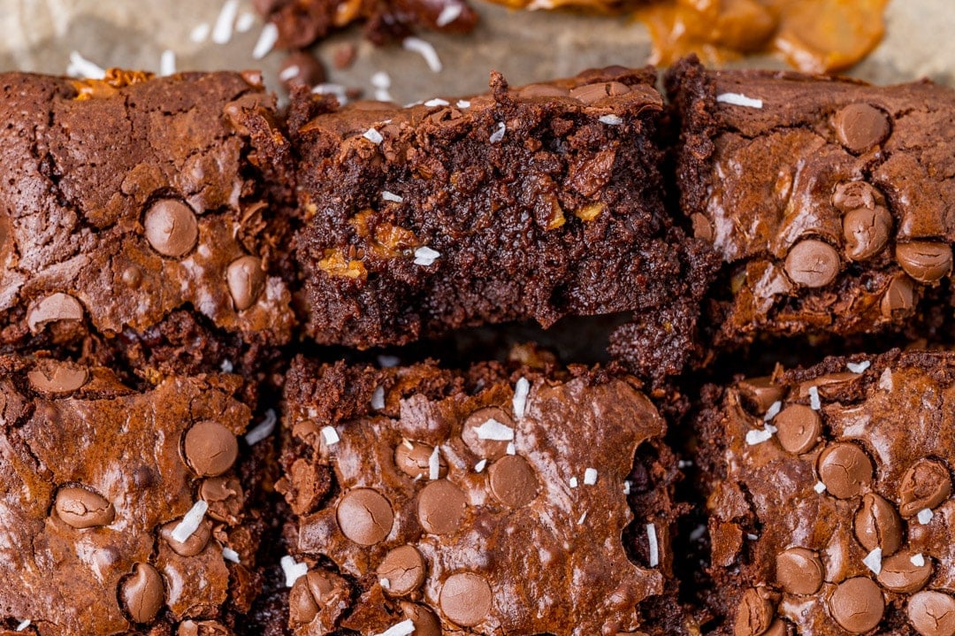 chocolate brownies with coconut and dulce de leche