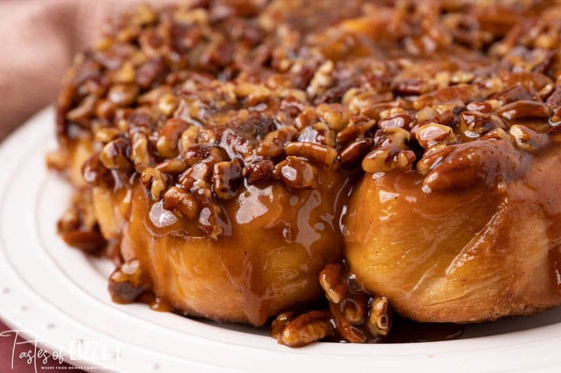 Caramel Pecan Sticky Buns [www.tastesoflizzyt.com]