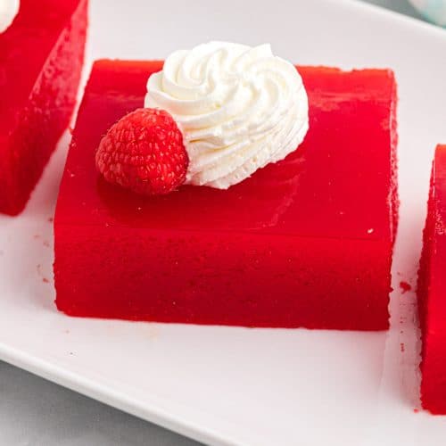 7UP Lime Jello Salad Recipe {Easy Fruit Salad with Pineapple}